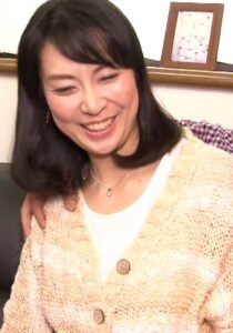 今日は家族も出掛け夫婦二人だけの昼下がり!のびのびねっとり密着SEXでリフレッシュ!!