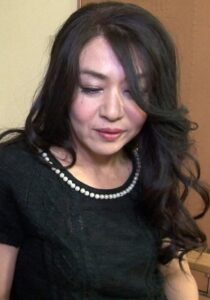 幾つになっても仲良し夫婦!?話も上の空でSEXを求める妻と久々の愛の中出しSEX!