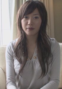 『私だって満足したい!』みこすり半で終わってしまう旦那の淡泊セックスには懲り懲りなシロウト人妻をガチイカセ!濃厚SEX!