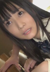 敏感大きめ乳首!パイパンJKとラブラブエッチ
