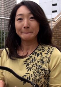 旦那以外の他の男性としてみたいと性欲旺盛な清楚系熟女奥様がAV出演!控えめ熟女の人生初浮気SEX