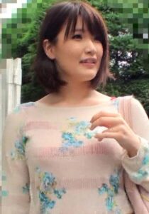 欲求不満団地妻はノーと言わない!商品開発のアンケートと称してナンパしてエッチな悪戯!やりたい盛りの団地妻に生中出しSEX!